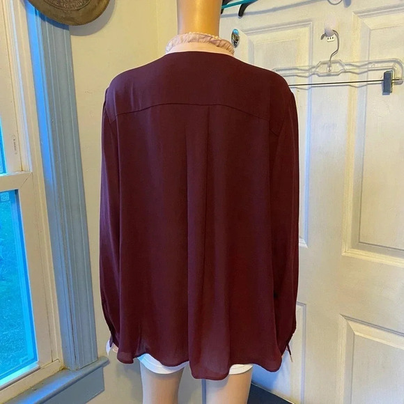 Worthington Silky Button Up Shirt Blouse Women Plus Size 2X Ruffle Neck & Sleeve - Picture 6 of 7